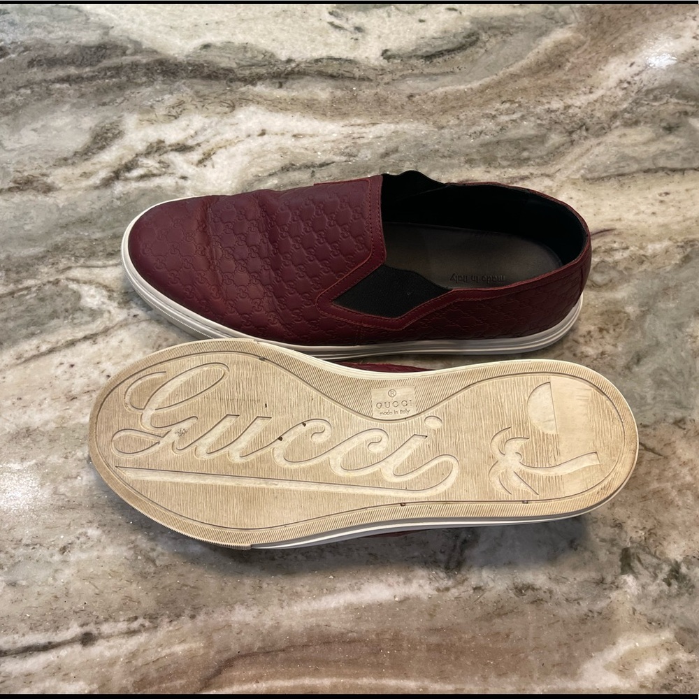 Gucci Monogrammed Shoes - Picture 3 of 5